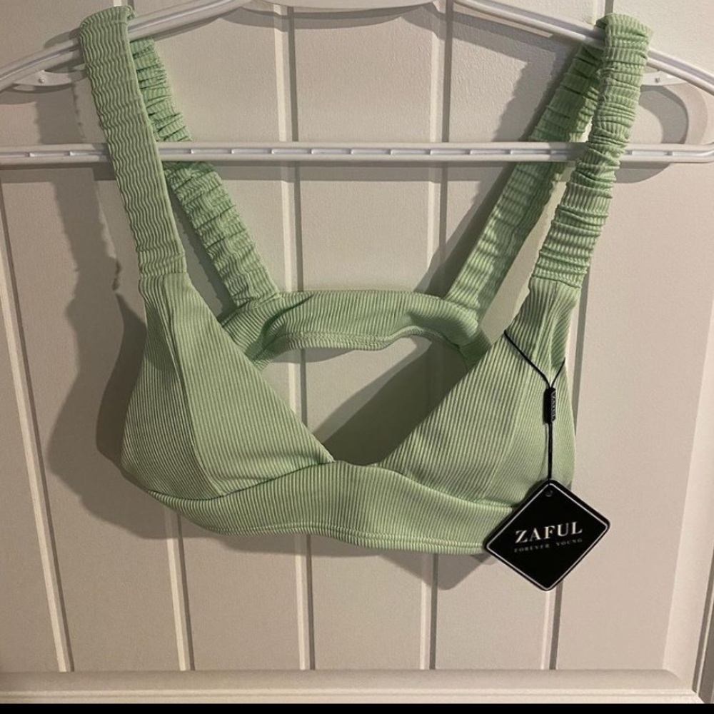 Bikini Top - Picture 2 of 3